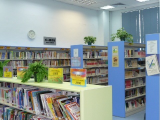 Mui Wo Public Library ( Small Library )3