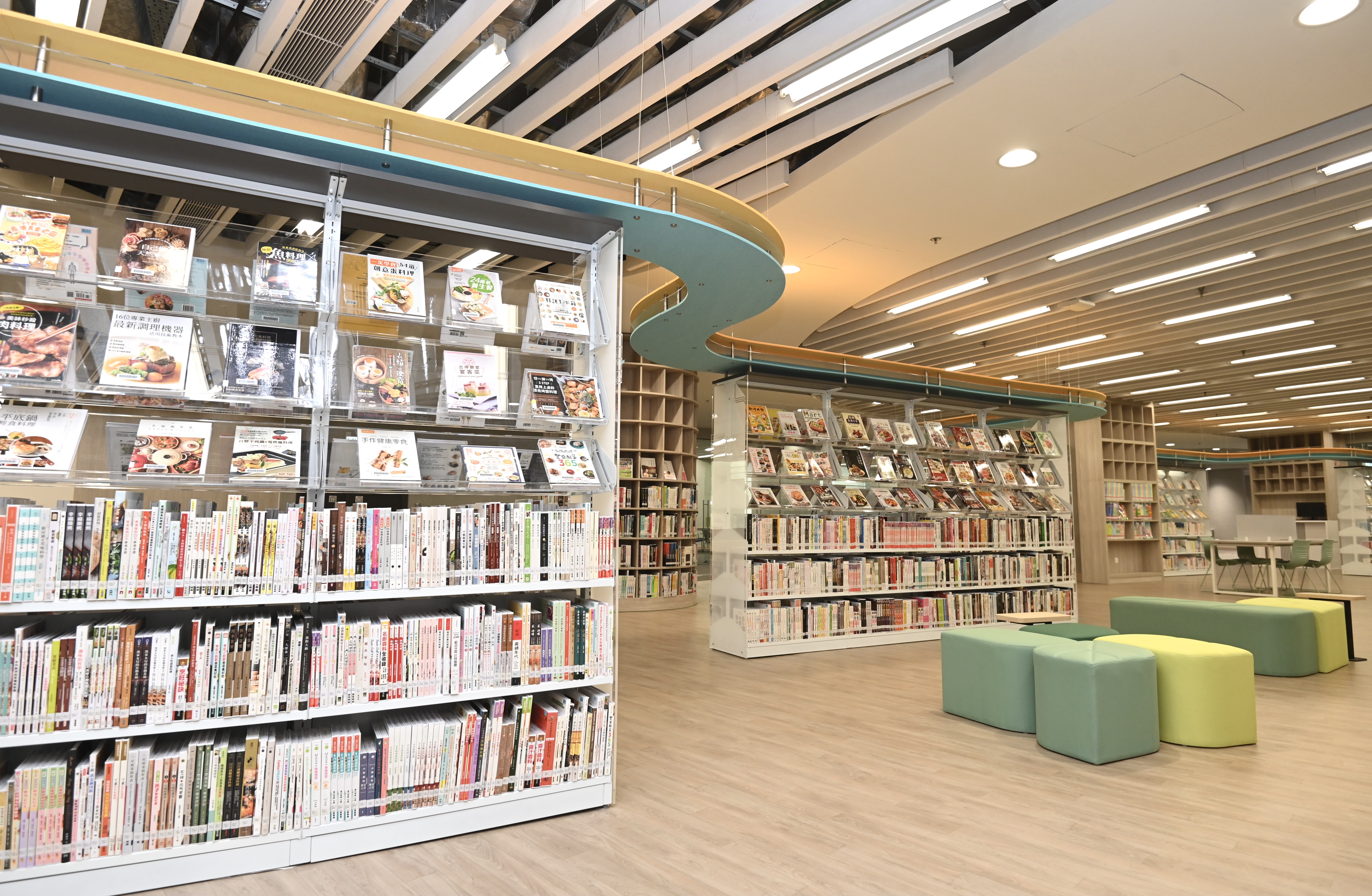 Sham Shui Po Public Library (District Library) 3